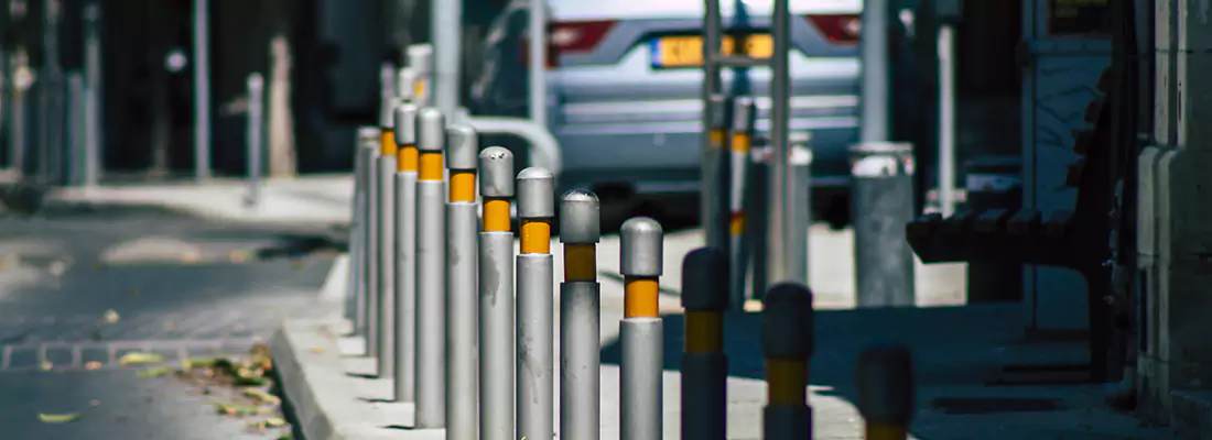 Safe and Convenient Retractable Barrier Column Systems for Properties in Orlando, FL